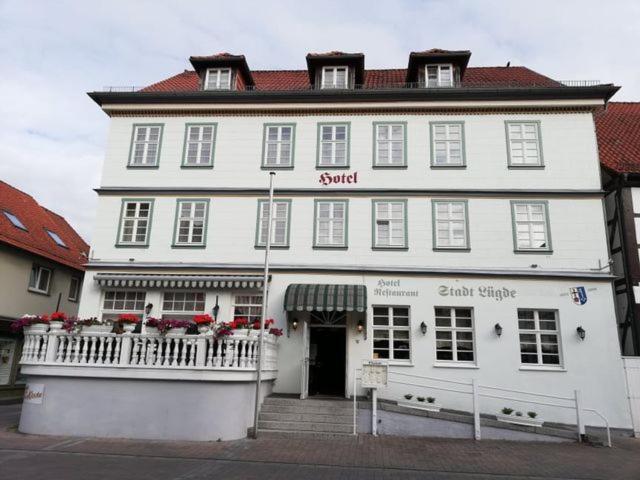 Hotel Stadt Luegde Ngoại thất bức ảnh